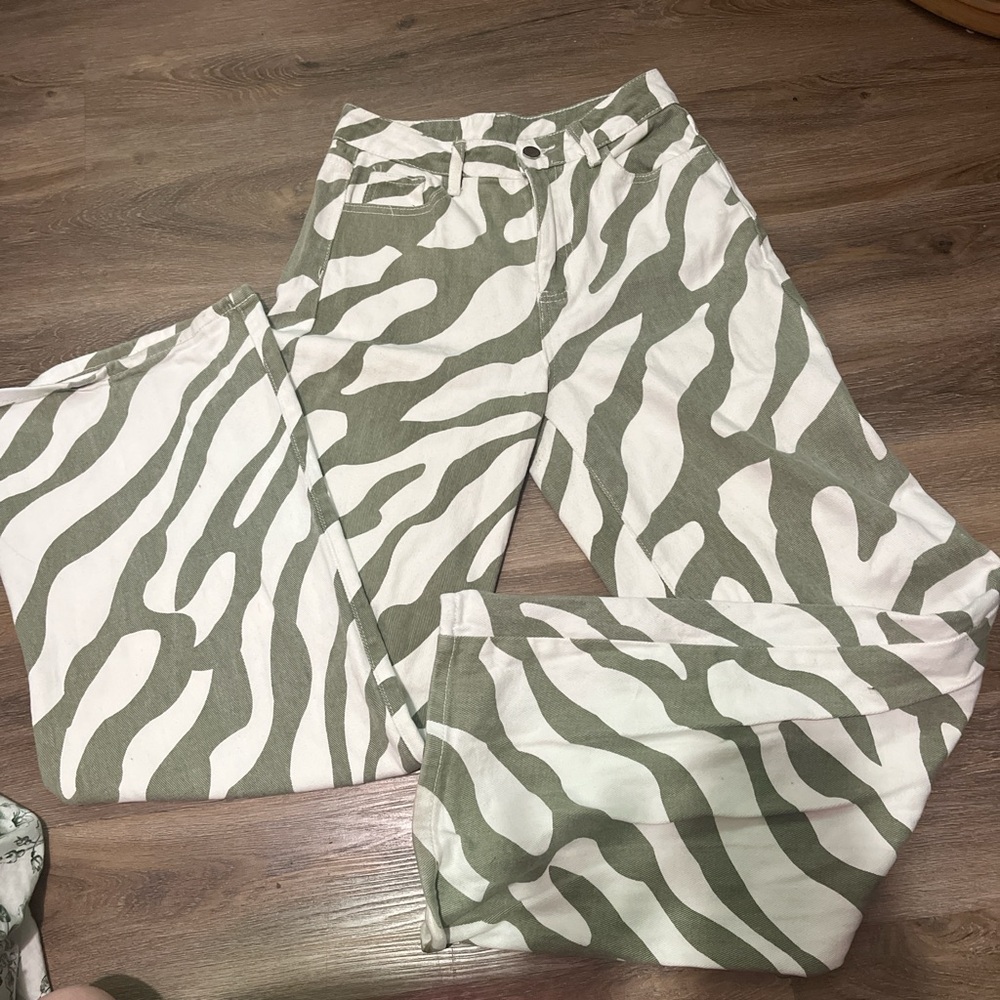 Zebra Print Wide-Leg Pants